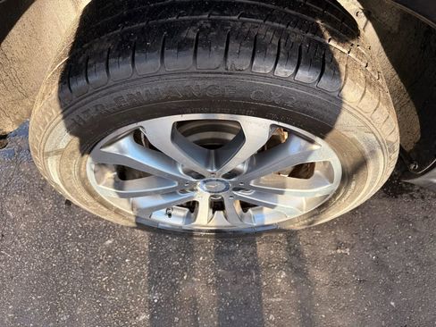 Used 2016 Mercedes-Benz GLE 350 4MATIC w/ Premium Package image 41