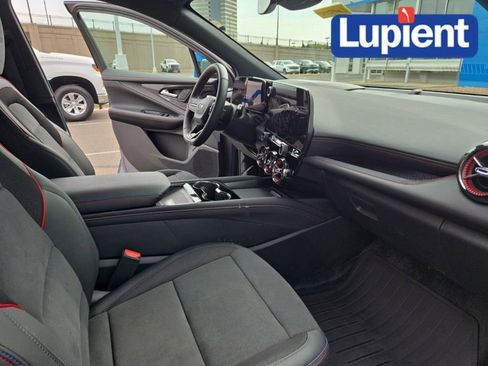 Used 2025 Chevrolet Blazer EV RS AWD/4WD image 13