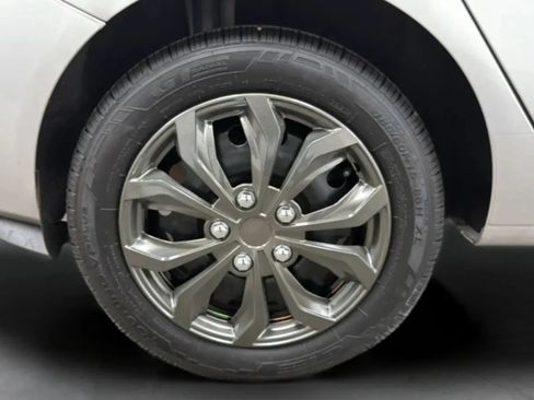 Used 2017 Ford Fiesta S FWD image 20