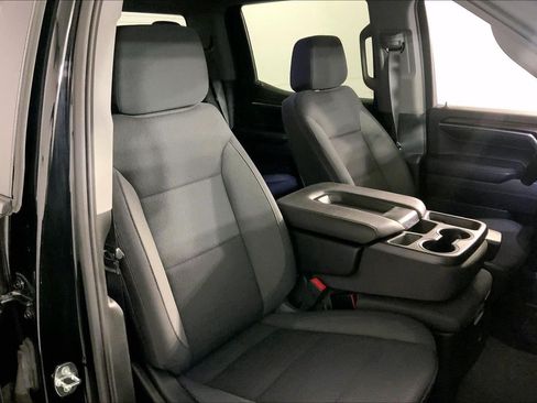 Used 2023 Chevrolet Silverado 1500 LT AWD/4WD image 7