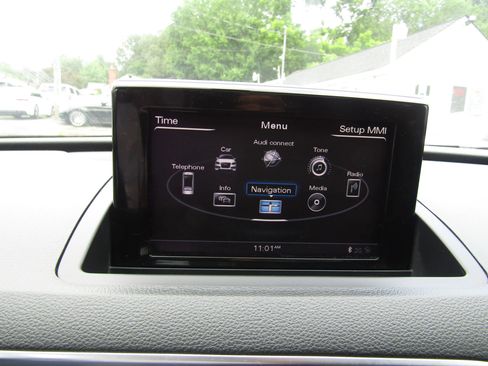 Used 2017 Audi Q3 2.0T Premium image 27