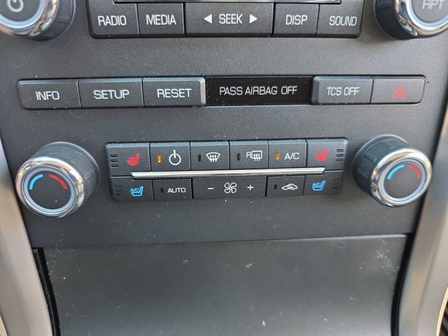 Used 2012 Lincoln MKZ FWD image 18