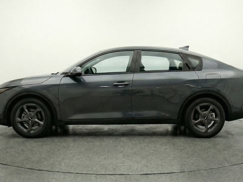 Used 2025 Kia K4 LXS image 5