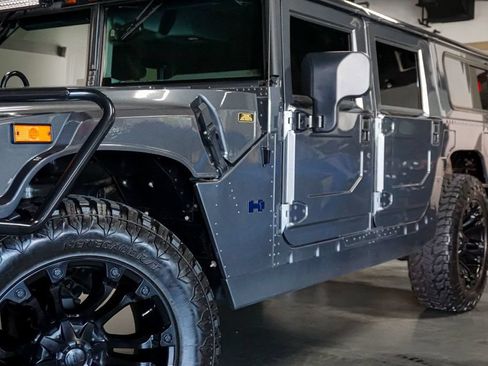 Used 2003 HUMMER H1 4-Door Wagon AWD/4WD image 95