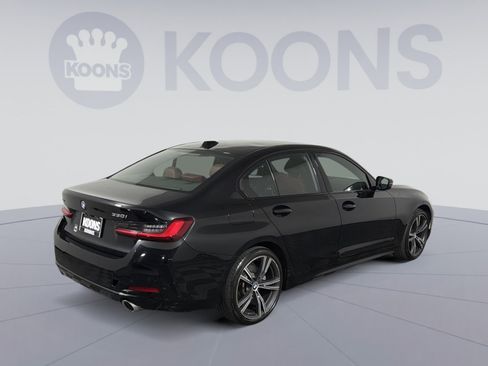 Used 2023 BMW 330i xDrive Sedan w/ Premium Package image 7