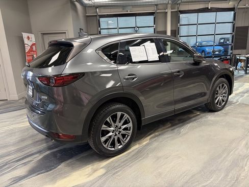 Used 2019 MAZDA CX-5 Signature image 32
