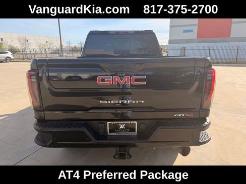 Used 2024 GMC Sierra 2500 AT4 w/ AT4 Premium Plus Package AWD/4WD image 3