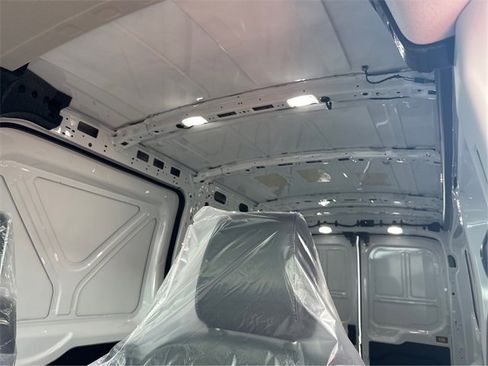 New 2025 Ford Transit 250 148 Medium Roof Extended AWD image 26