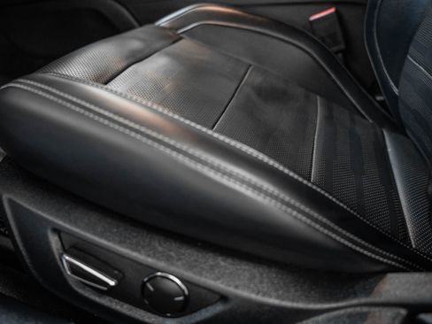 Used 2016 Ford Mustang GT Premium w/ Equipment Group 401A image 39