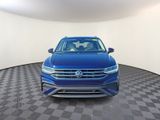 Certified 2024 Volkswagen Tiguan SE image 2