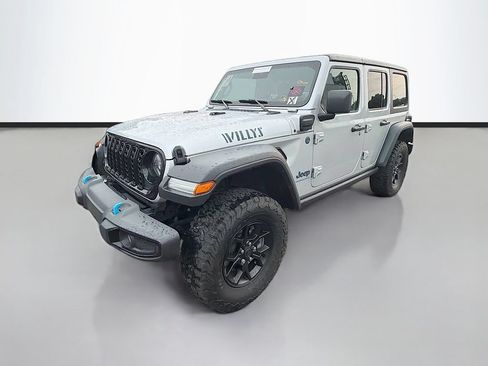 Used 2024 Jeep Wrangler Unlimited AWD/4WD image 5