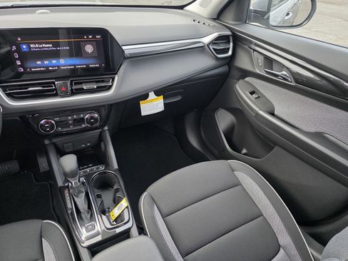 New 2026 Chevrolet TrailBlazer LT w/ Convenience Package image 18