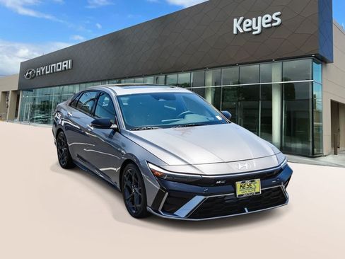 Certified 2025 Hyundai Elantra N Line FWD image 3