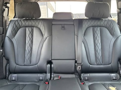 Used 2026 BMW X7 M60i AWD/4WD image 28