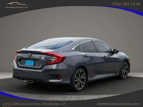 Used 2019 Honda Civic Sport image 5