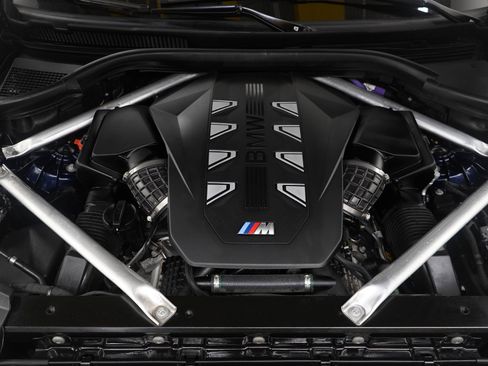 Used 2024 BMW X5 M60i AWD/4WD image 31