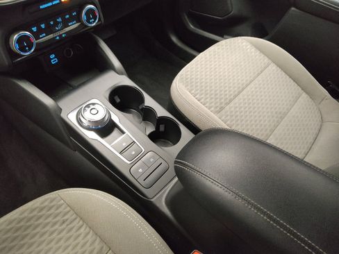 Used 2022 Ford Escape SE w/ Convenience Package image 26