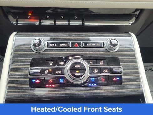 Certified 2024 Lincoln Aviator Black Label w/ Jet Package image 8