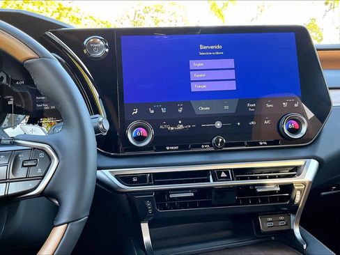 New 2026 Lexus RX 450h Premium image 6