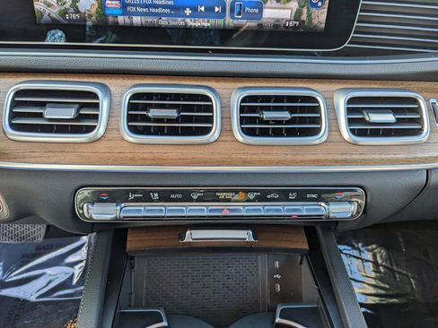 Used 2025 Mercedes-Benz GLE 350 4MATIC image 24