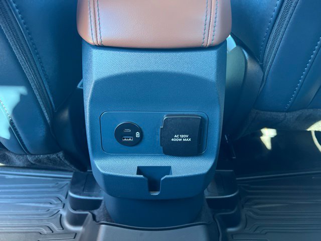 Used 2024 Ford Maverick Lariat w/ FX4 Off-Road Package AWD/4WD image 16