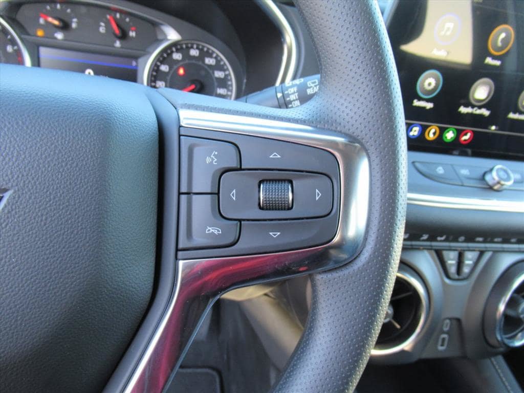 New 2025 Chevrolet Blazer LT FWD image 17