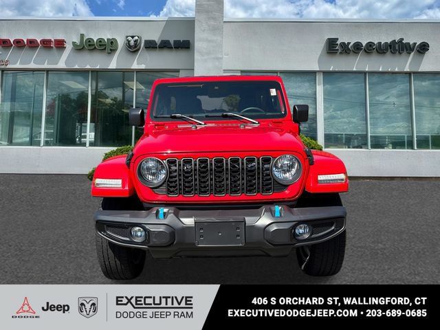 Used 2024 Jeep Wrangler Unlimited w/ Convenience Group AWD/4WD image 6