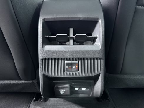New 2026 Jeep Cherokee Overland AWD/4WD image 34
