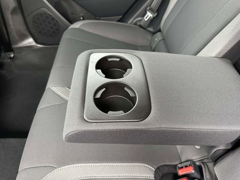 Used 2025 Subaru Crosstrek 2.0i Premium image 11