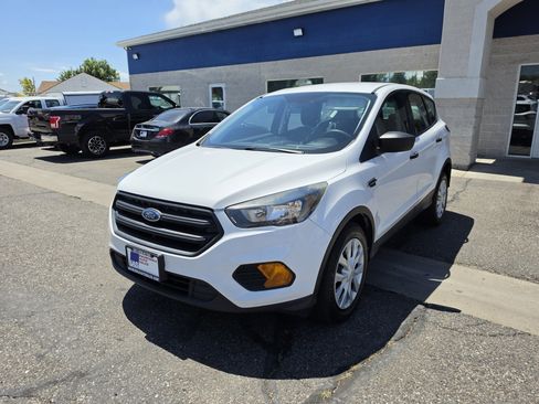 Used 2018 Ford Escape S FWD image 3