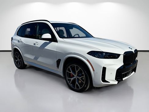 New 2026 BMW X5 xDrive50e w/ Executive Package image 1