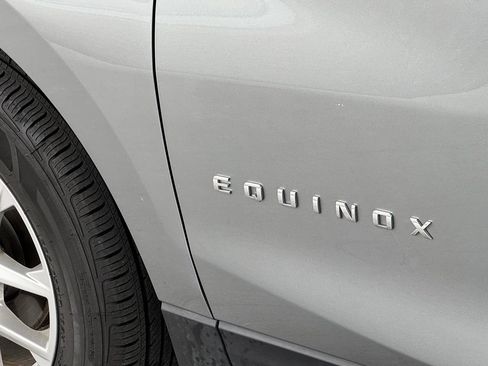 Used 2024 Chevrolet Equinox LT AWD/4WD image 5