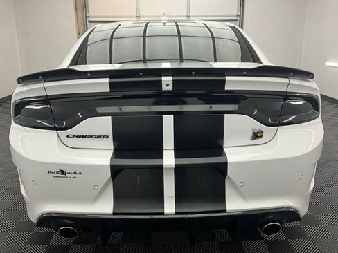 Used 2019 Dodge Charger Scat Pack w/ Plus Group RWD image 20