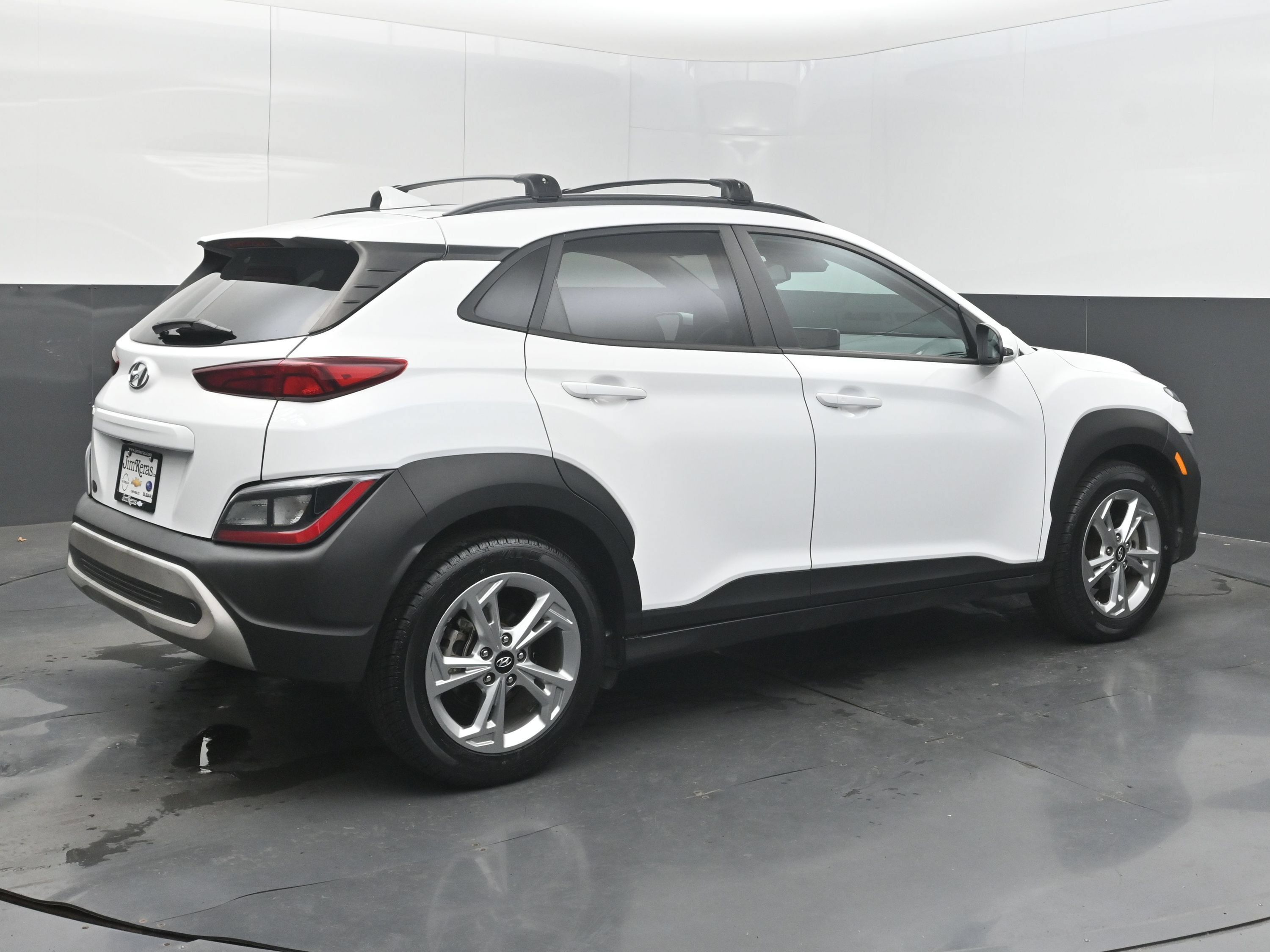 Used 2022 Hyundai Kona SEL w/ Convenience Package FWD image 9