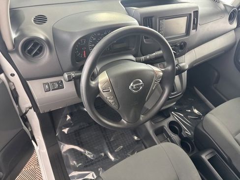 Used 2020 Nissan NV200 SV w/ Back Door Glass Package image 23
