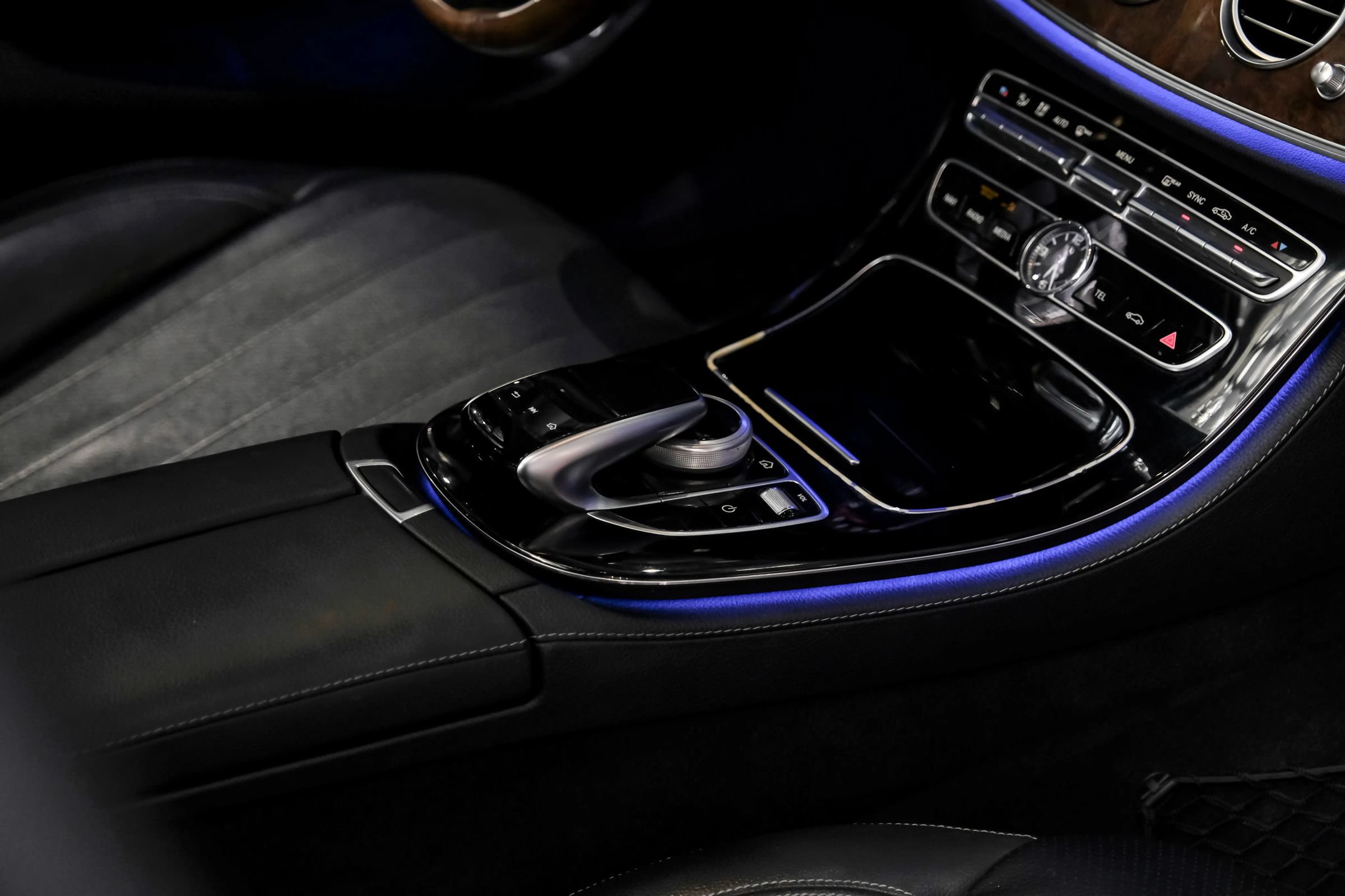 Used 2017 Mercedes-Benz E 300 image 22