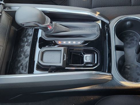 New 2026 GMC Canyon Elevation w/ Convenience Package image 23