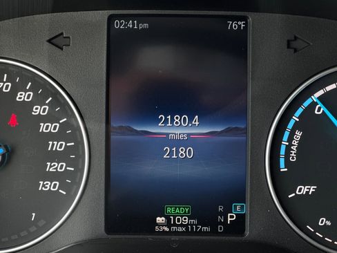 Used 2024 Mercedes-Benz eSprinter 170 Cargo image 25