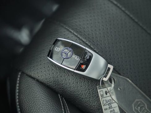 Used 2022 Mercedes-Benz E 350 4MATIC Sedan image 45