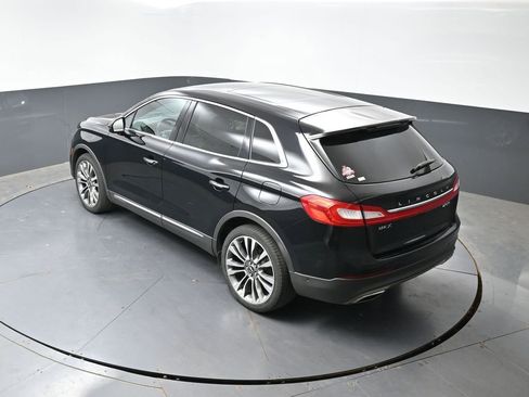 Used 2016 Lincoln MKX Reserve w/ Luxury Package AWD/4WD image 17