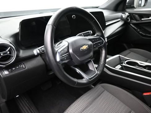 Used 2025 Chevrolet Equinox LT AWD/4WD image 17