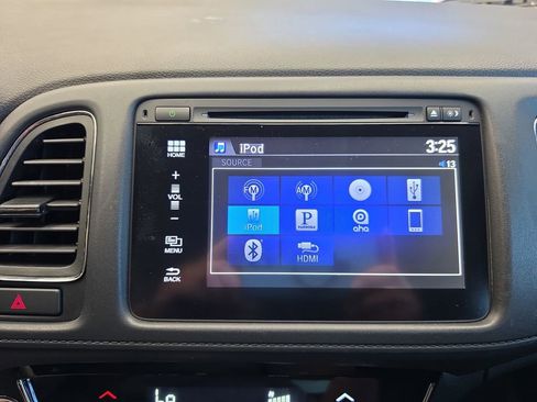 Used 2016 Honda HR-V EX image 23