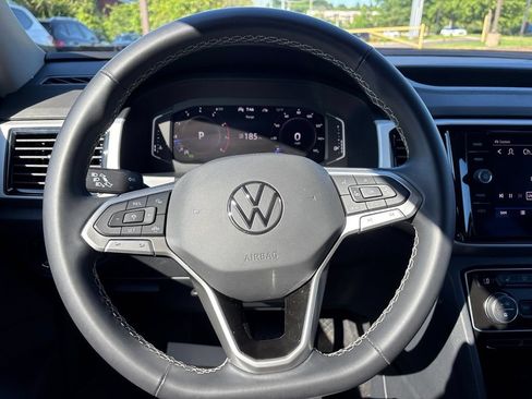 Used 2022 Volkswagen Atlas SE w/ Panoramic Sunroof Package AWD/4WD image 15