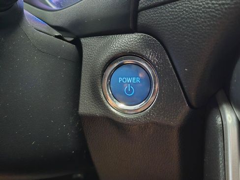Used 2022 Toyota RAV4 SE w/ Convenience Package AWD/4WD image 30
