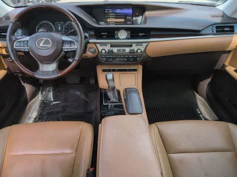 Used 2017 Lexus ES 350 w/ Navigation System Package image 15