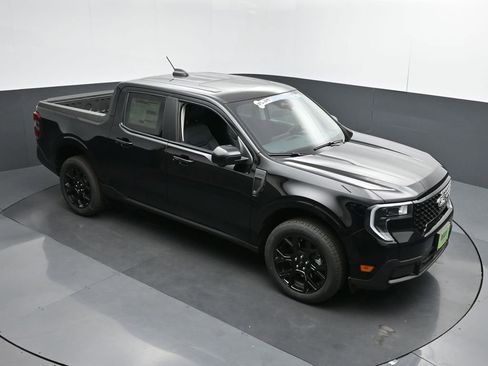 New 2025 Ford Maverick Lariat w/ Black Appearance Package image 41
