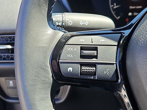 Used 2023 Honda HR-V EX-L image 22