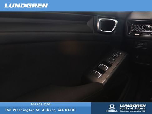 Used 2025 Honda Civic Sport image 28
