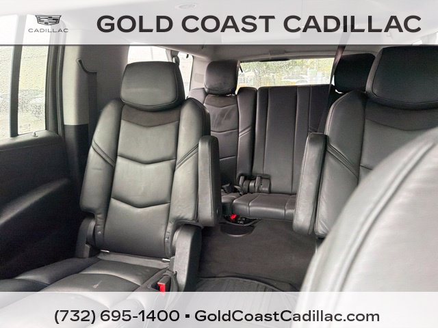Used 2020 Cadillac Escalade ESV Luxury AWD/4WD image 23