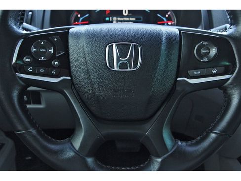 Used 2020 Honda Pilot Touring image 18
